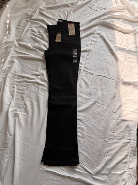 Levi's Women 315 Shaping Black Bootcut Jeans size 31x34